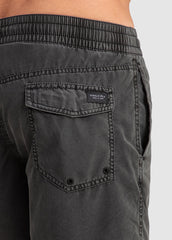 Volcom Center 17" Trunk - Black