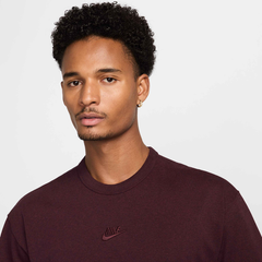 Nike Sportswear Premium Essentials - Burgandy Crush