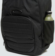 Oakley Enduro 25L 4.0 Backpack - Blackout