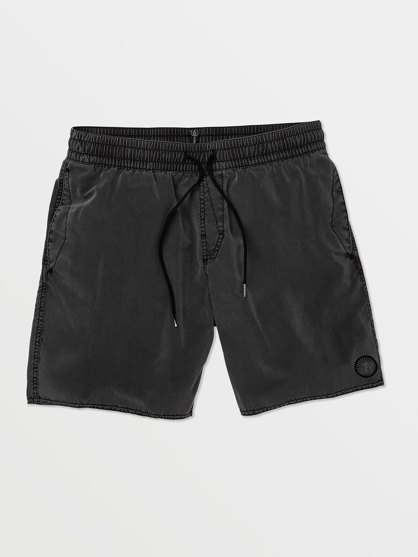 Volcom Center 17" Trunk - Black
