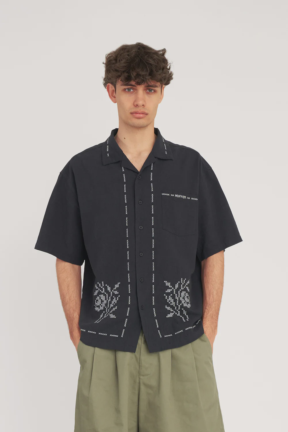 Huffer Cabana Flor Shirt - Basalt