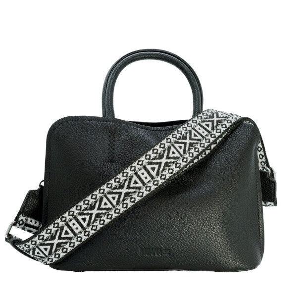 Moana Rd The Karori Purse