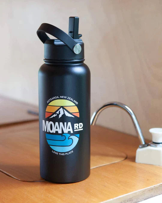 Moana Rd 1L Straw Adventure Bottle - Matt Black
