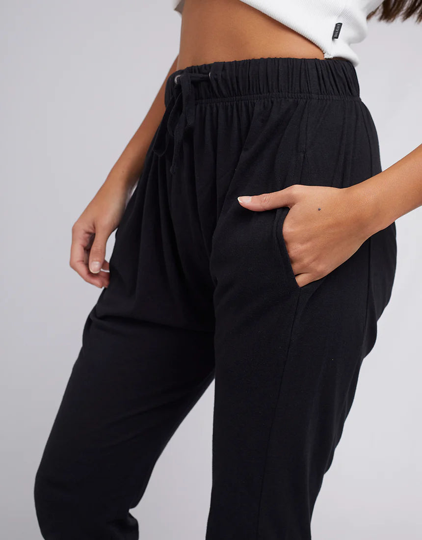 Silent Theory Slouch Pant - Black
