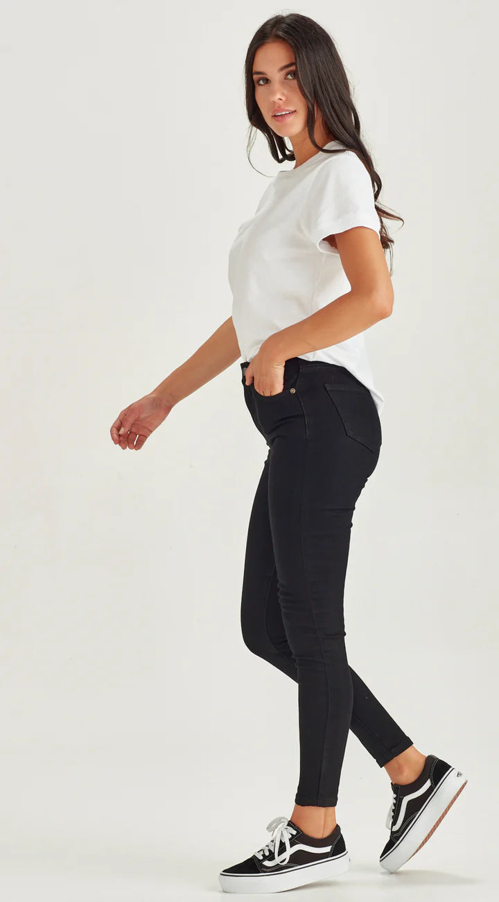 Junkfood Slip Ankle Grazer Jean - Black
